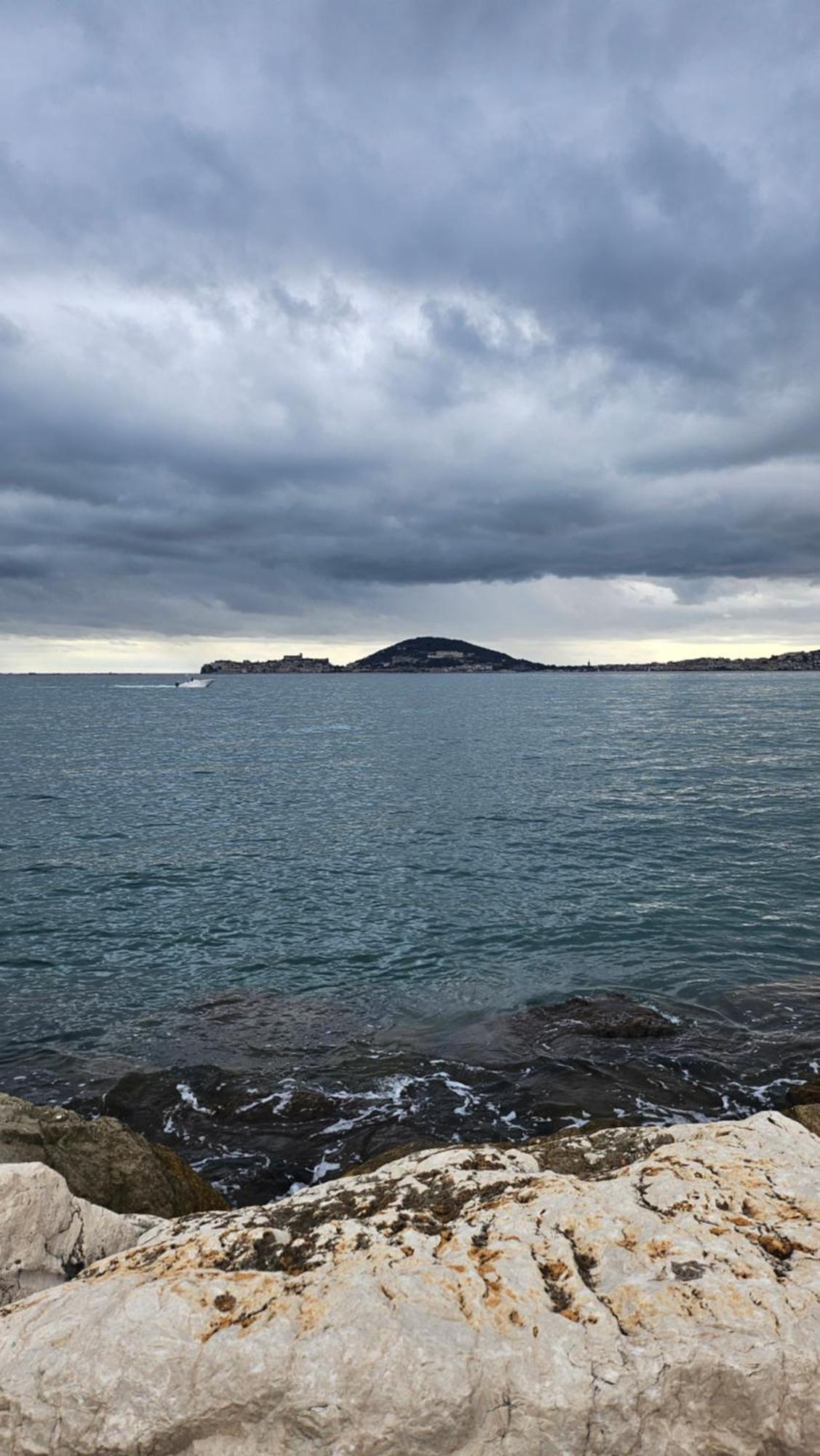 Gliu Vico Bed & Breakfast Formia Exterior photo