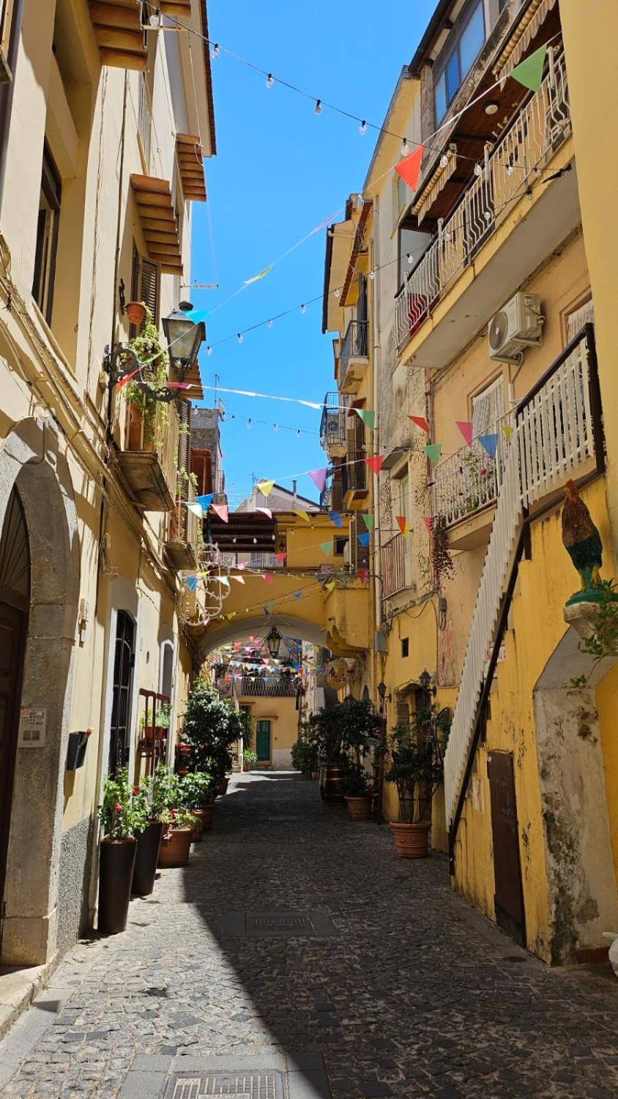 Gliu Vico Bed & Breakfast Formia Exterior photo