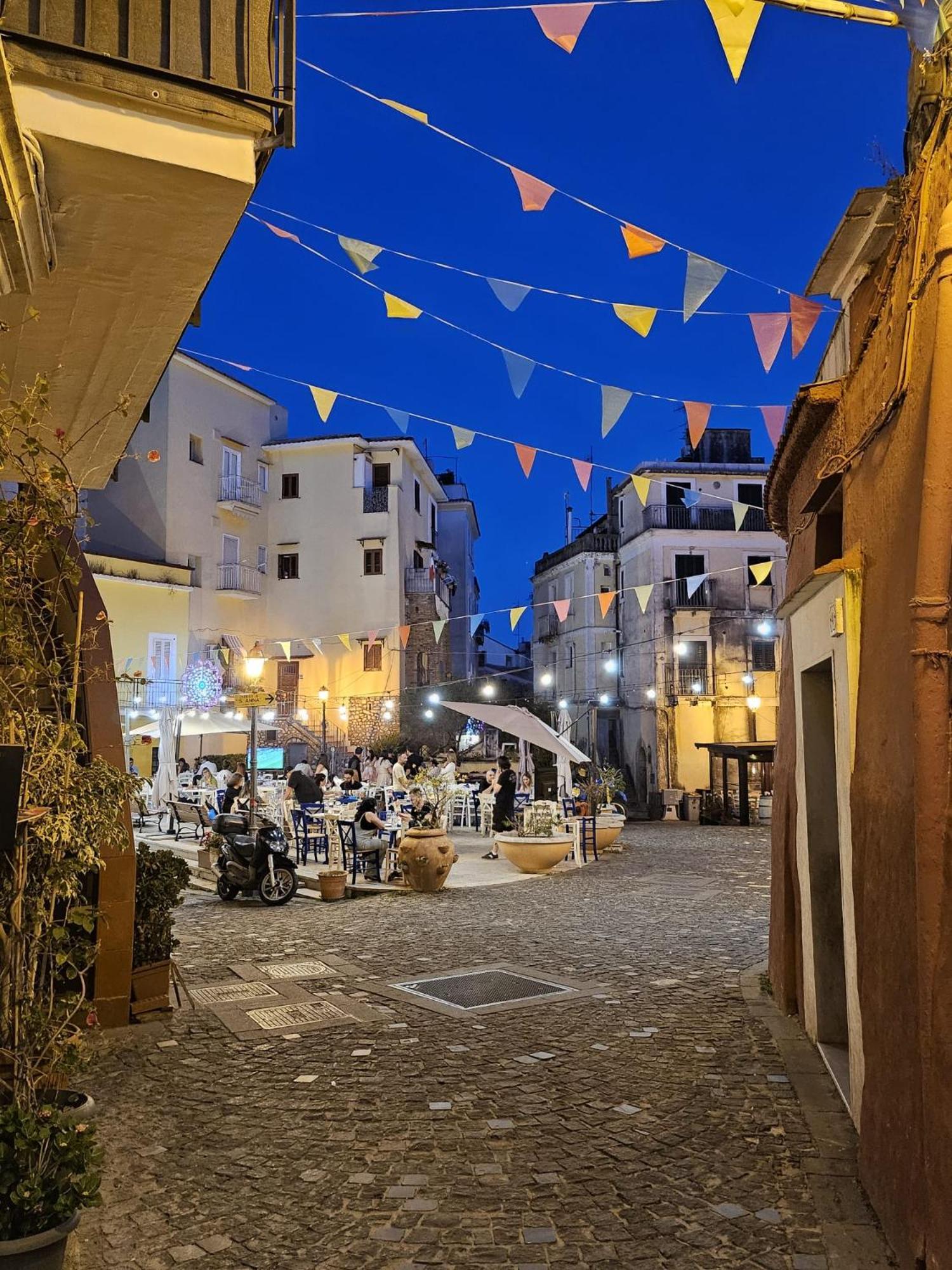 Gliu Vico Bed & Breakfast Formia Exterior photo