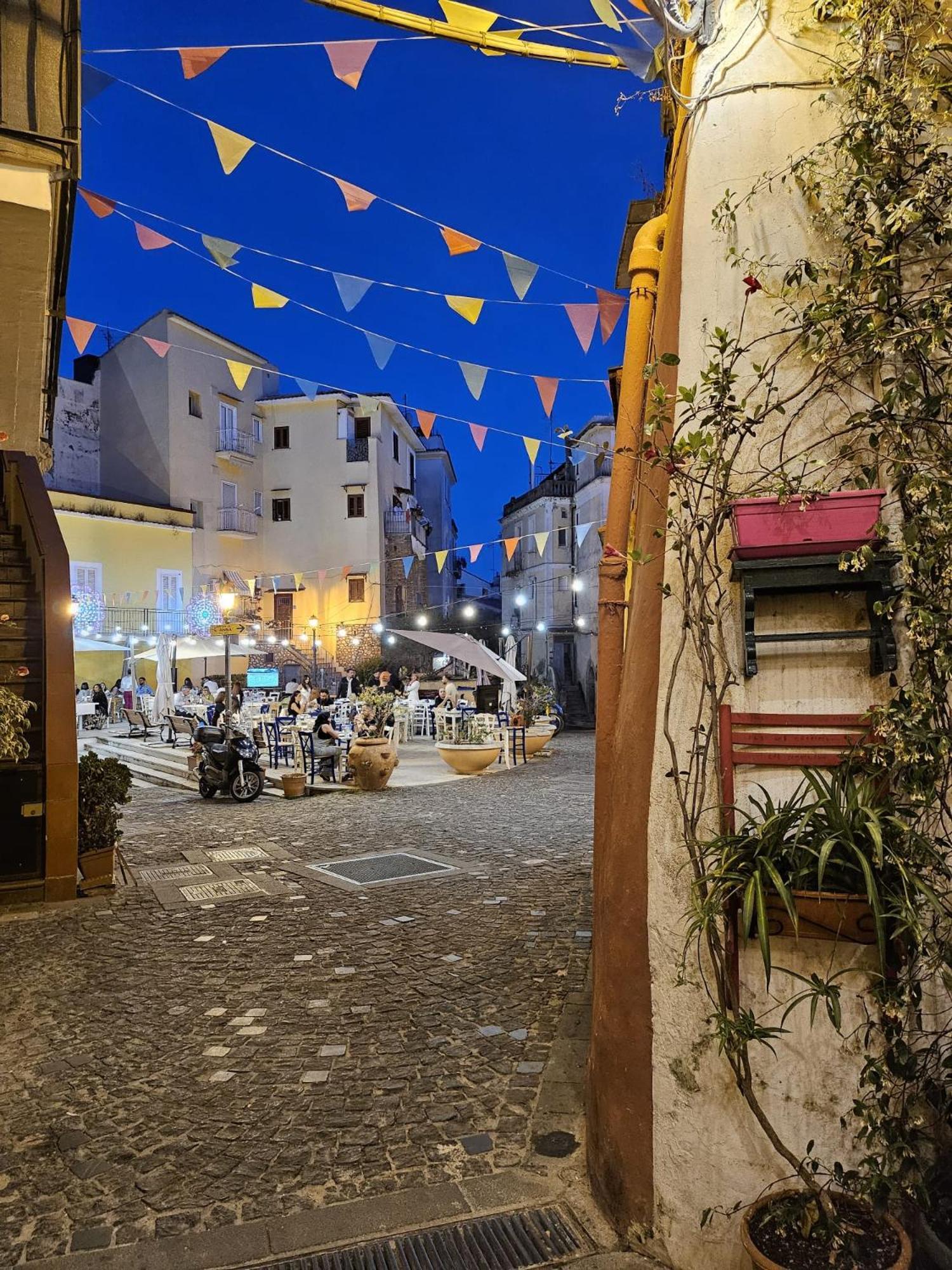 Gliu Vico Bed & Breakfast Formia Exterior photo